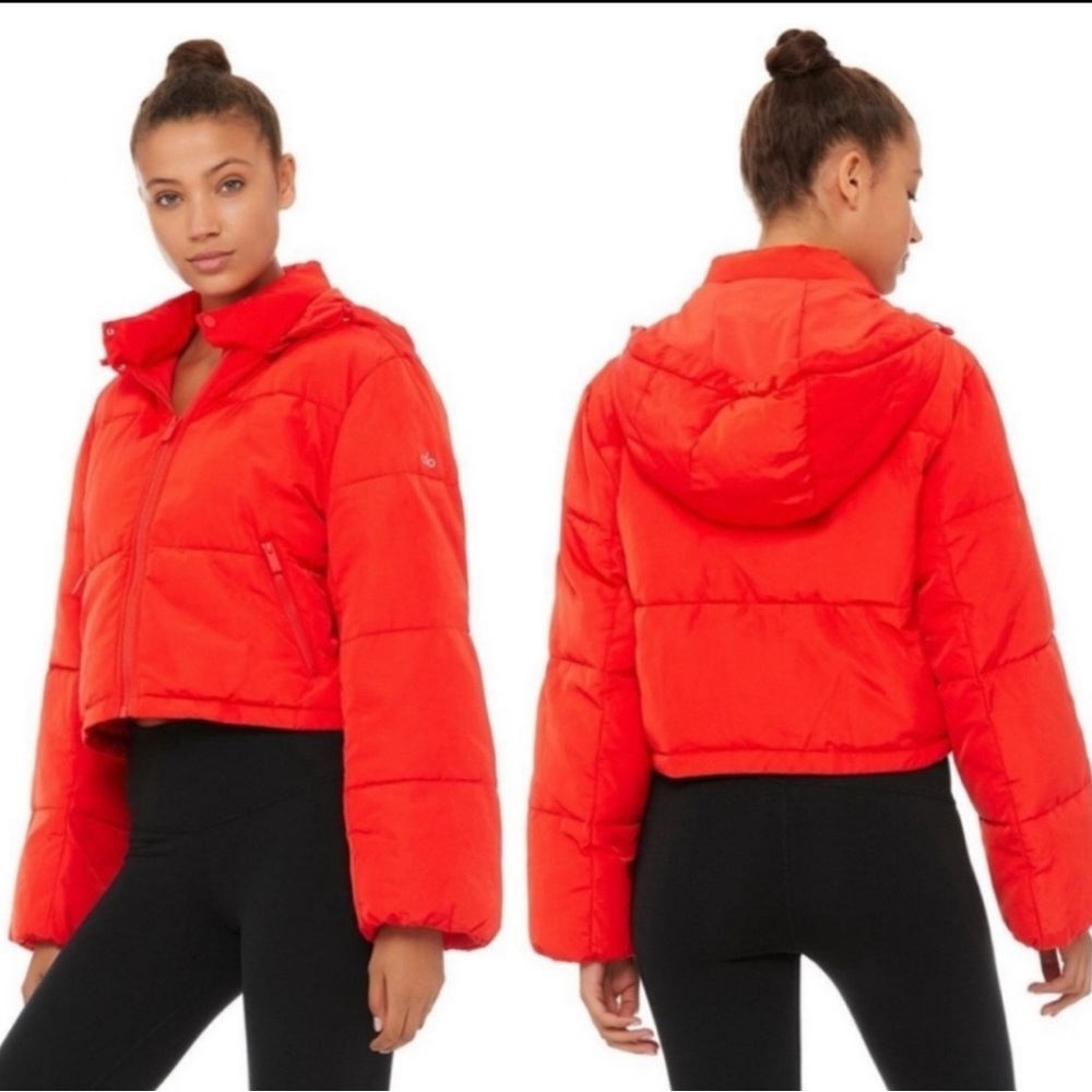 Alo Introspective Quilted Jacket Cherry Pop 🍒- Large